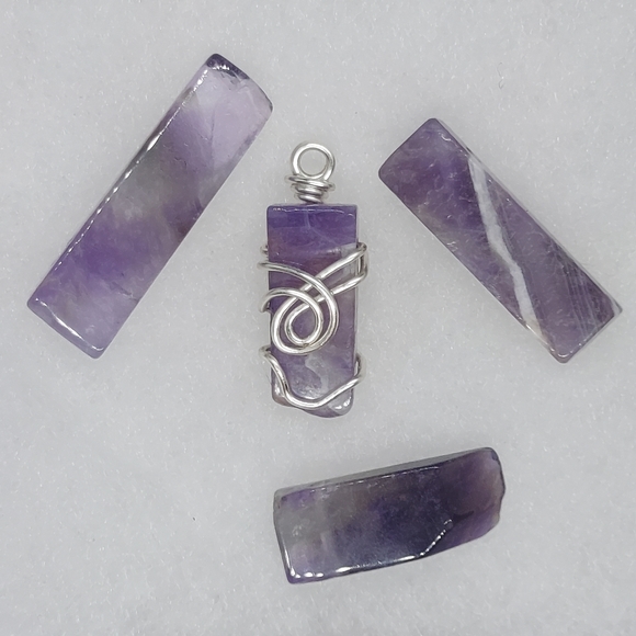 Amethyst wire wrapped necklace pendant - Picture 2 of 3